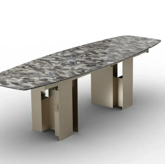 Tavolo in legno resinato con gambe in metallo laccato Biochic Staywood di Domus Arte