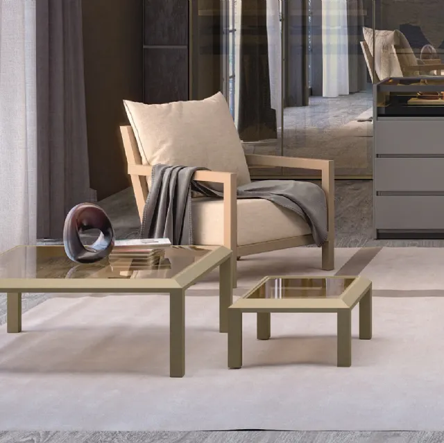Tavolino Milano Line con top in vetro e struttura in legno di Fratelli Elli
