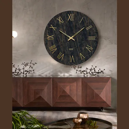Orologio da muro in vetro serigrafato effetto marmo Portofino di Riflessi