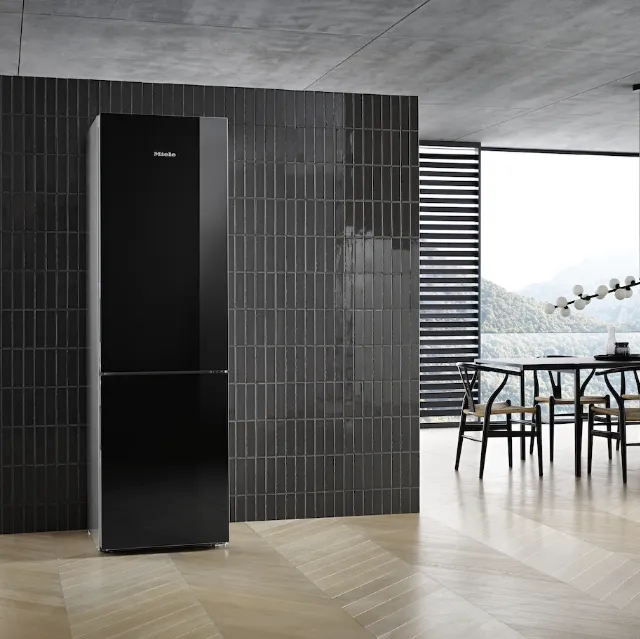 Frigo Congelatore KFN29683Dobsw posizionamento libero XL con sportello in vetro di Miele