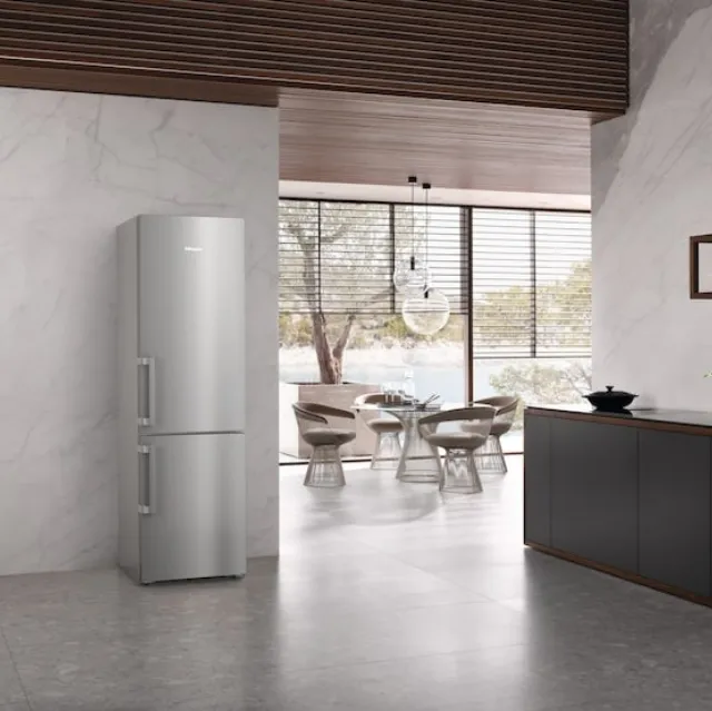 Cappa Aspirante di design DA6498W Pure Black a parete con comandi Touch di Miele