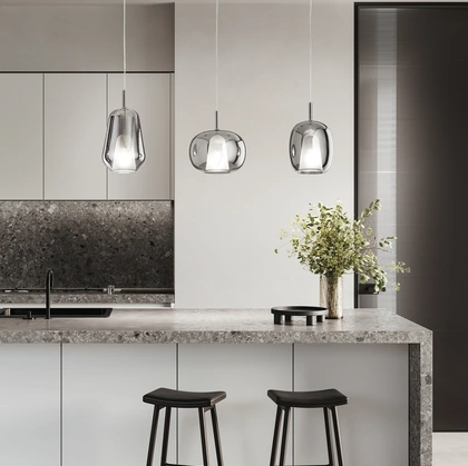 Lampada a sospensione Thelma in vetro soffiato di Ondaluce