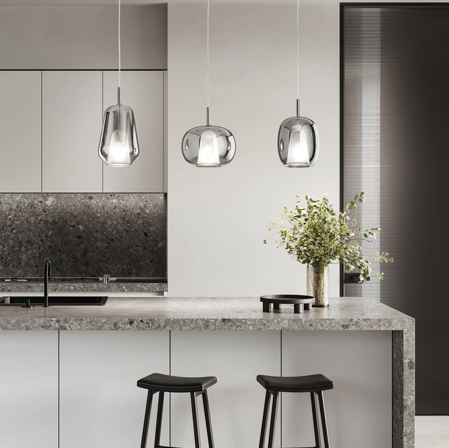 Lampada a sospensione Thelma in vetro soffiato di Ondaluce