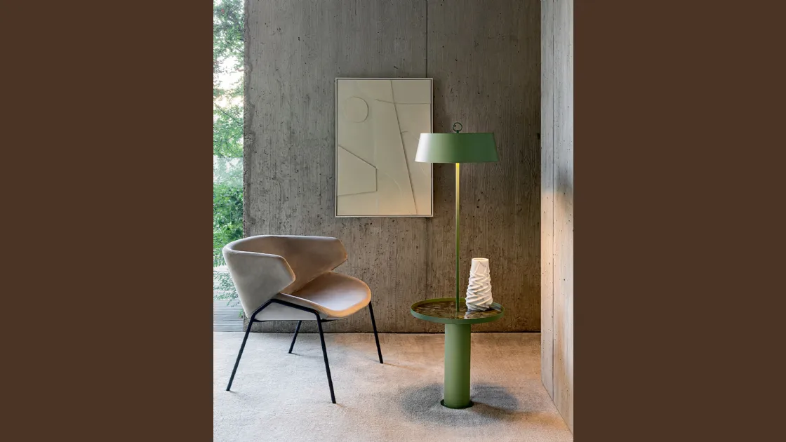 Lampada da terra Totò in metallo verniciato di Riflessi
