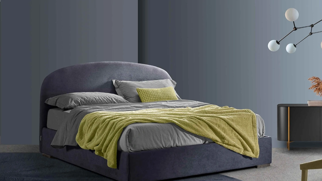 Letto in tessuto con testiera Andromeda di Lettissimi