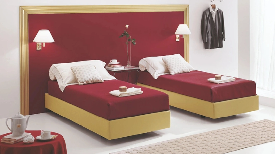 Letto con testiera e letti separabili Box di Rigosalotti