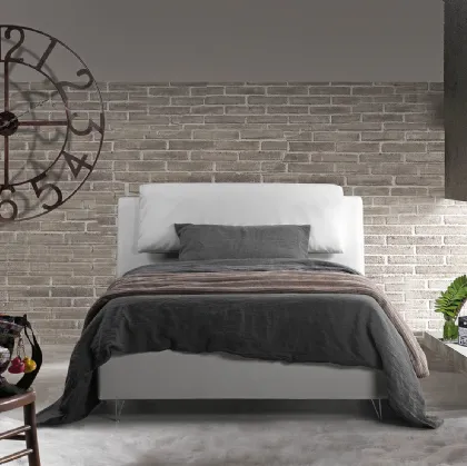Letto singolo in tessuto con testiera Camelia di Lettissimi