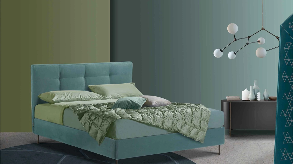 Letto Iris con testiera trapuntata di Lettissimi