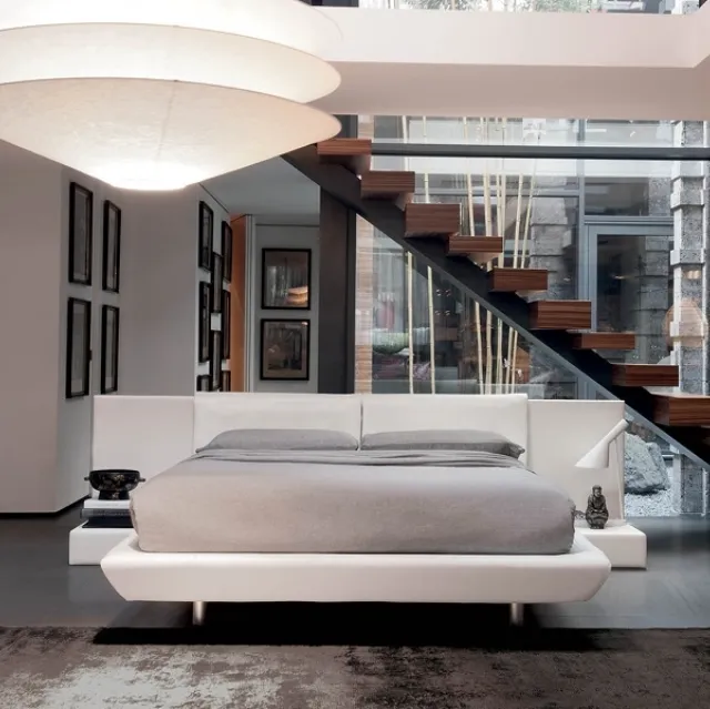 Letto con testiera Kube di Rigosalotti