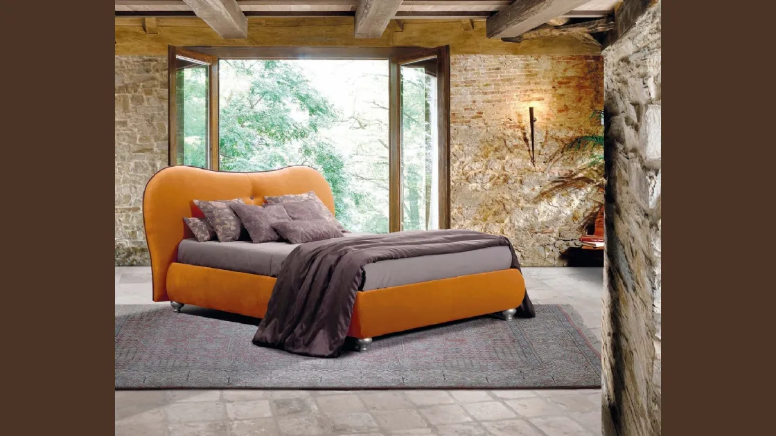 Letto imbottito Bernadette di Lettissimi