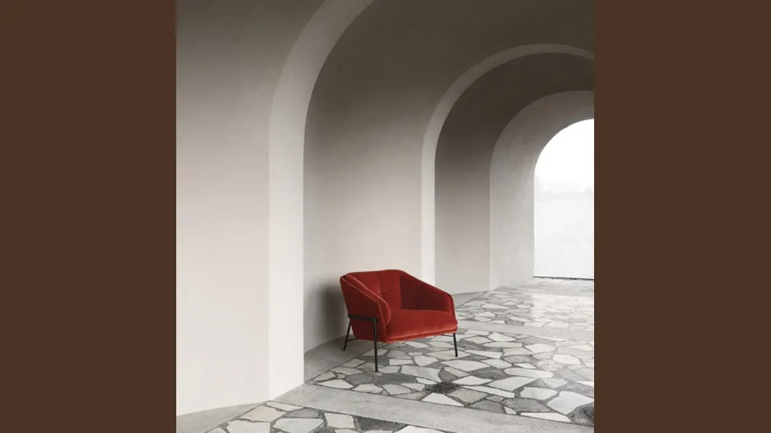 Poltroncina in tessuto morbida e accogliente Fashion di Nicoline