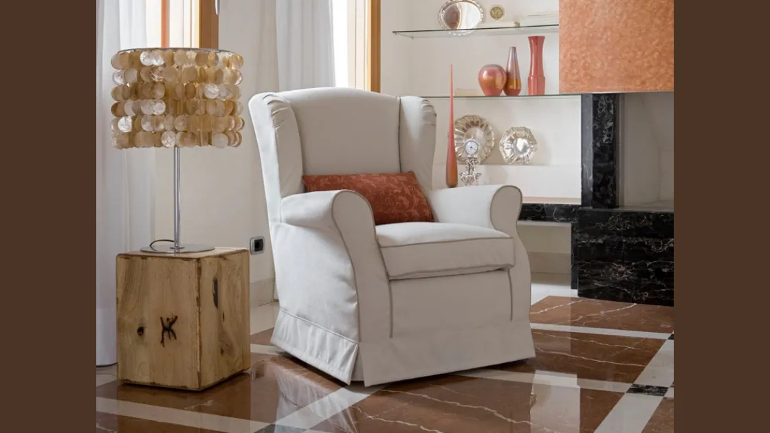 Poltrona classica in tessuto Rebecca di Rigosalotti