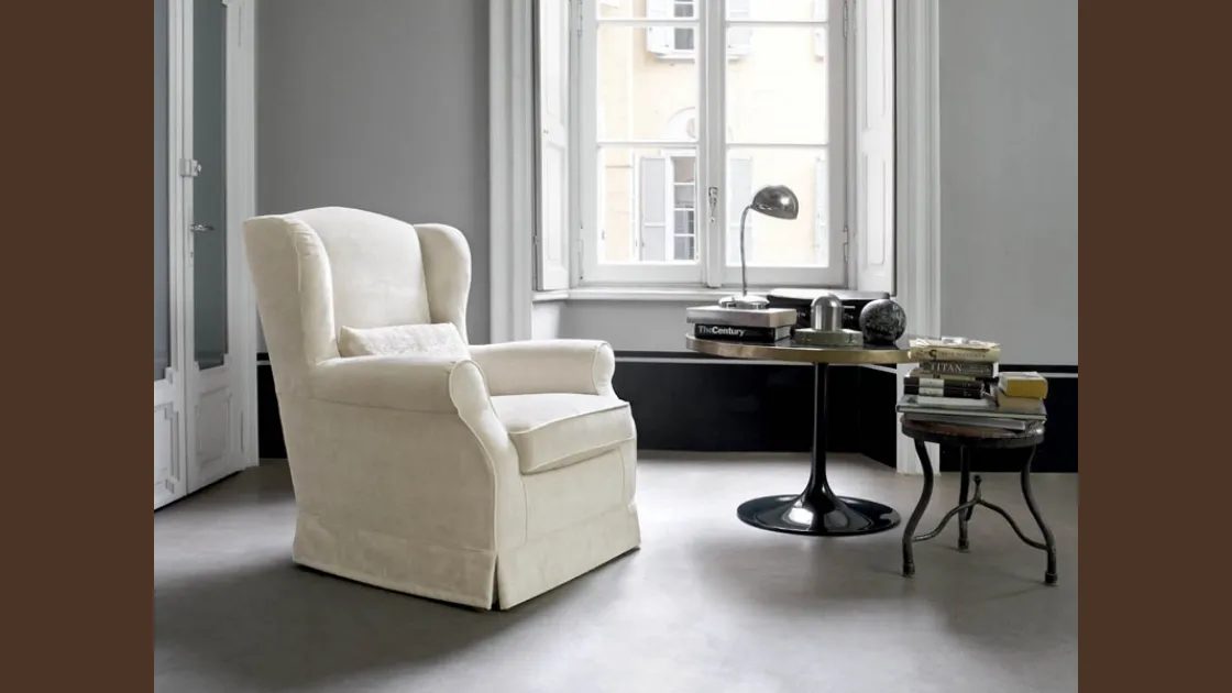 Poltrona classica in tessuto Rebecca di Rigosalotti