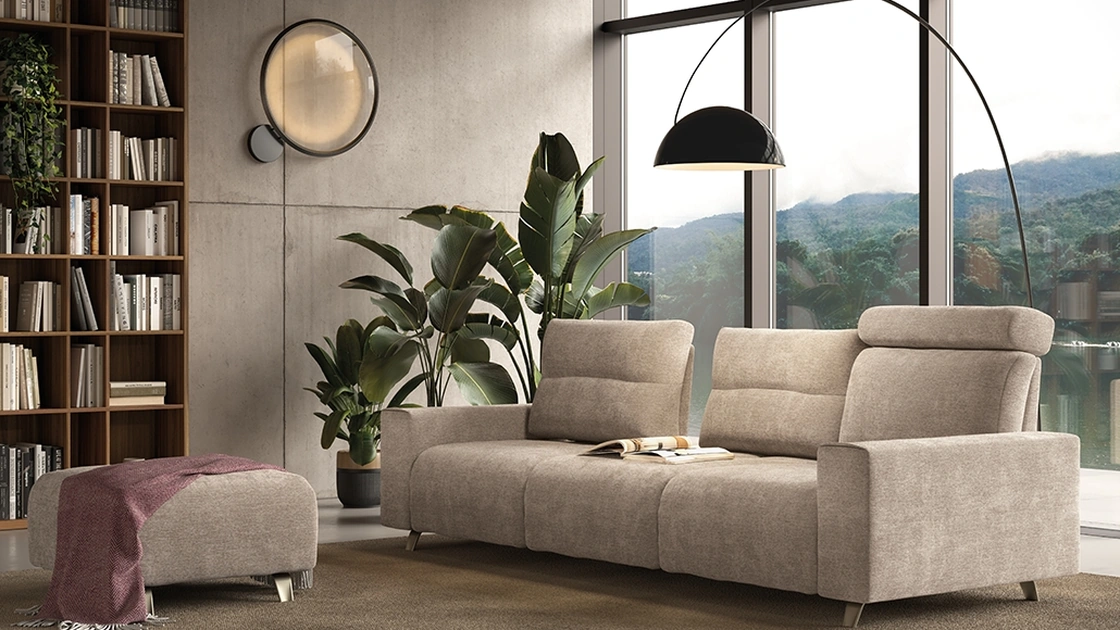 Divano lineare Push con schienale regolabile in due profondità di Rigosalotti