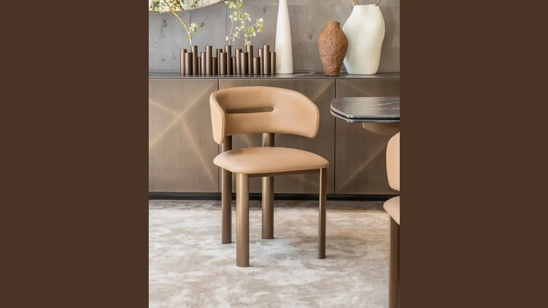 Sedia di design in pelle Velvet di Riflessi