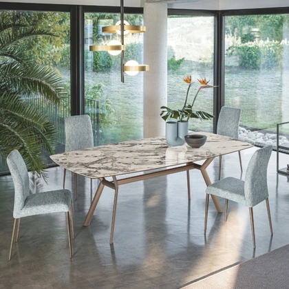 Tavolo Paradise in ceramica di Riflessi