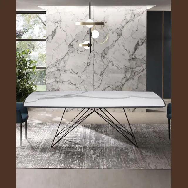 Tavolo Pegaso con top in Legno con inserto in Ceramica e base in tondino di acciaio di Riflessi