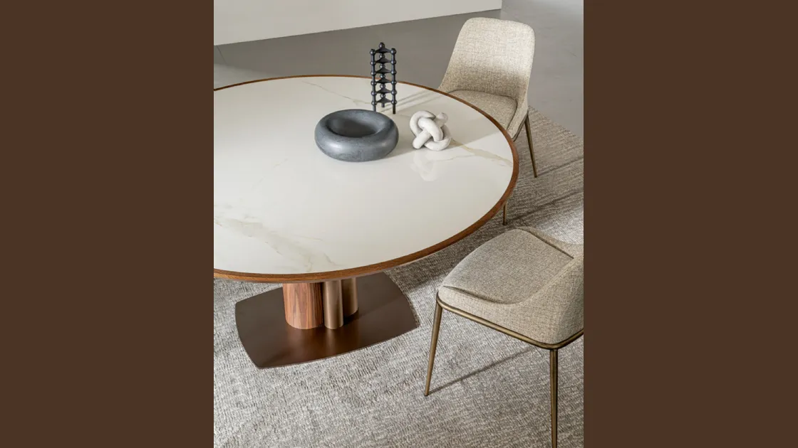 Tavolo rotondo Tower in ceramica e legno di Riflessi