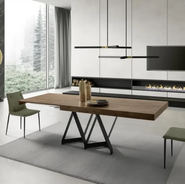Tavolo Apple in ceramica pietra savoia grigio bocciardata di Zamagna