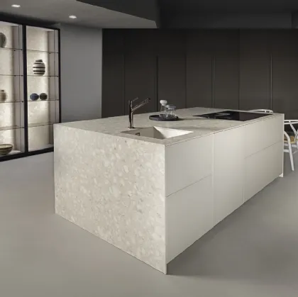 Cucina Design lineare in laccato opaco e laminato effetto pietra Arena 04 di Maistri